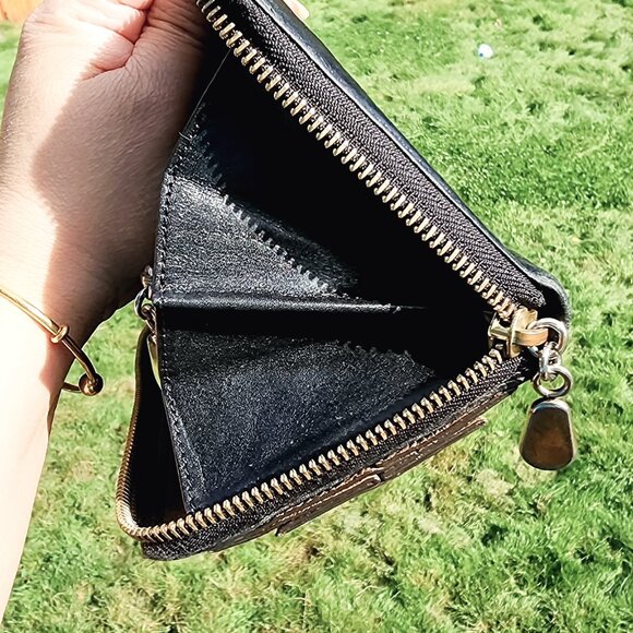 Chloe June Bow Embellished Black Tan leather long zippy wallet - Picture 10 of 16